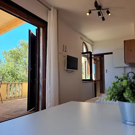 With Sea View Apartamento Sali