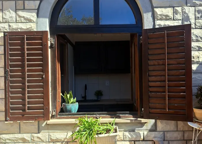 With Sea View Apartamento Sali