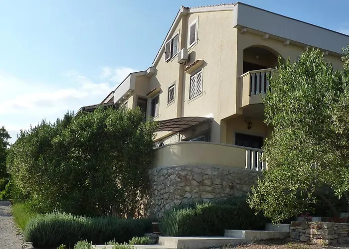 Appartement With Sea View Sali